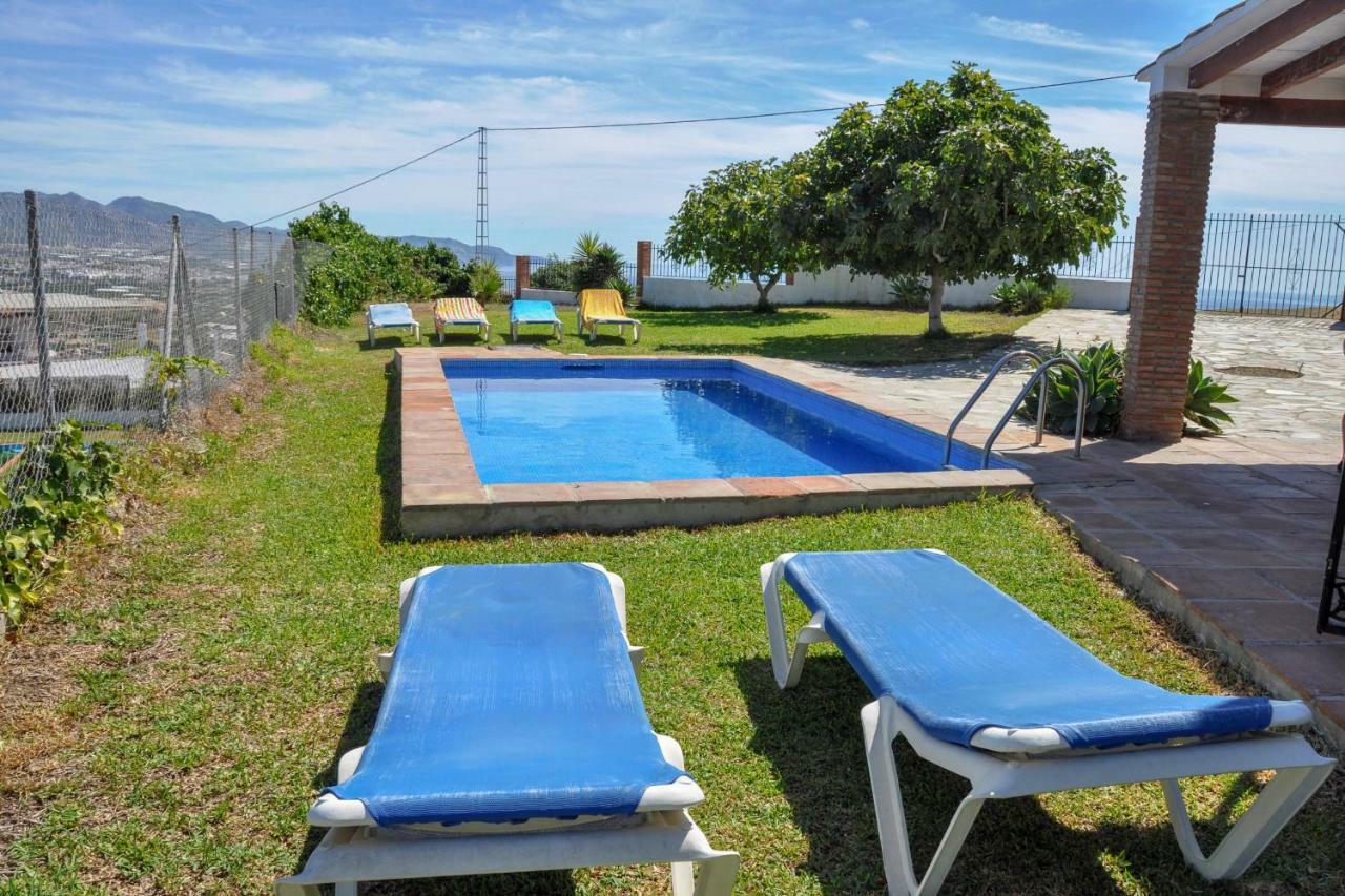 Nerja Paradise Rentals - Villa Los Girasoles Екстер'єр фото