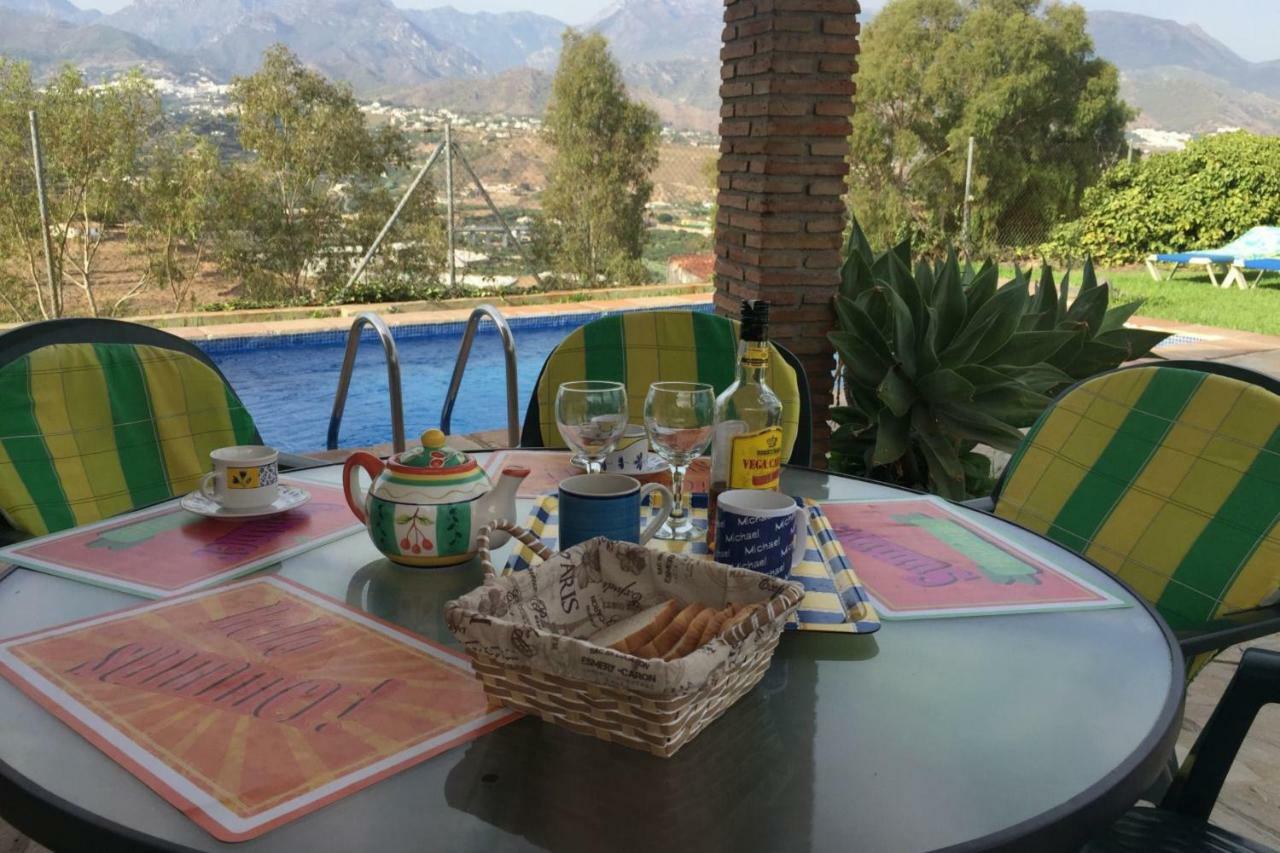 Nerja Paradise Rentals - Villa Los Girasoles Екстер'єр фото