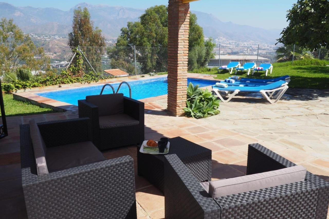Nerja Paradise Rentals - Villa Los Girasoles Екстер'єр фото