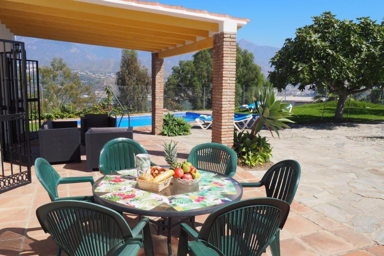 Nerja Paradise Rentals - Villa Los Girasoles Екстер'єр фото