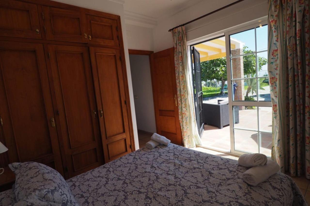 Nerja Paradise Rentals - Villa Los Girasoles Екстер'єр фото