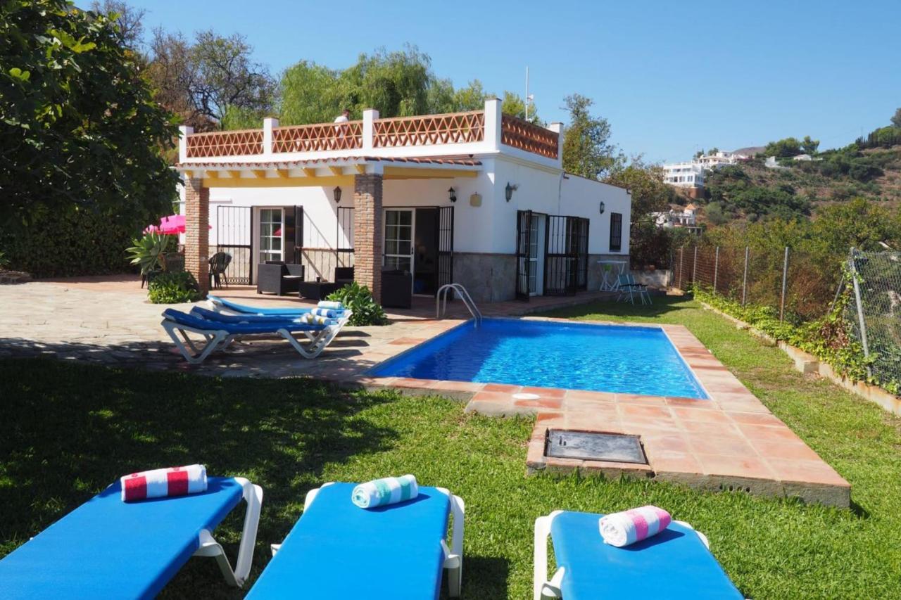 Nerja Paradise Rentals - Villa Los Girasoles Екстер'єр фото