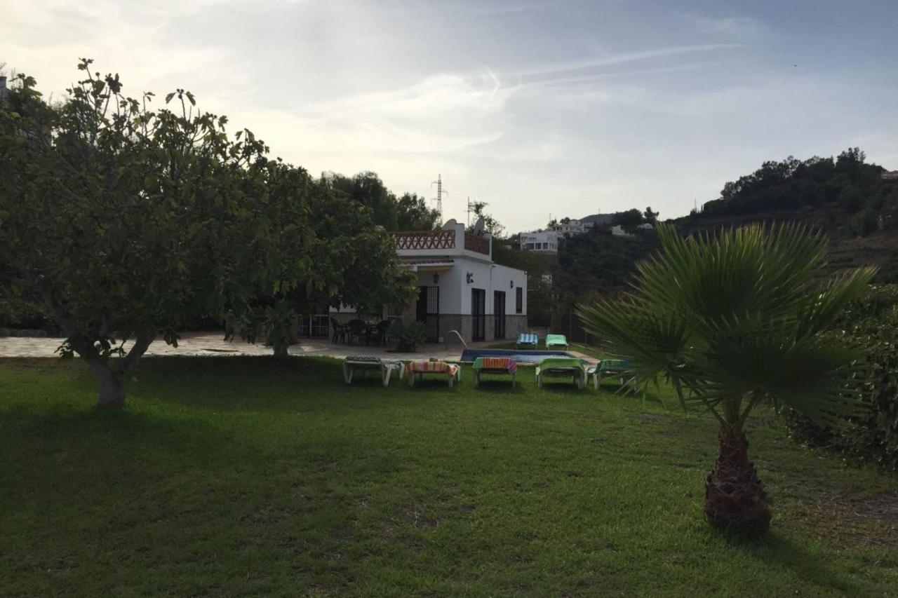 Nerja Paradise Rentals - Villa Los Girasoles Екстер'єр фото